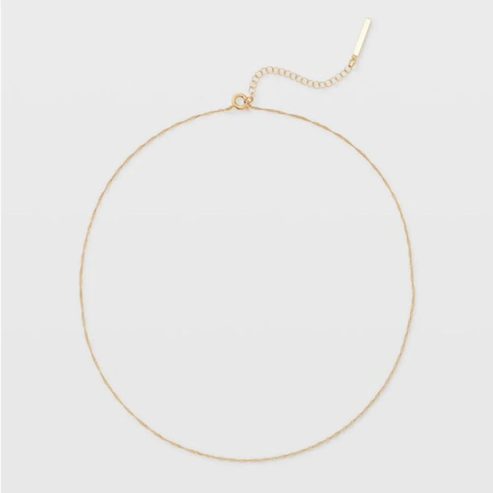 New Club Monaco Serefina Short Twist Necklace Gold - Picture 6 of 6